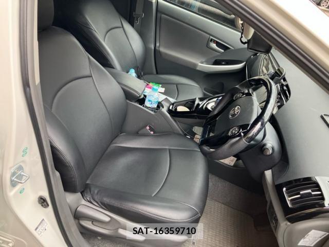 Toyota PRIUS 2011-12 8884206-5