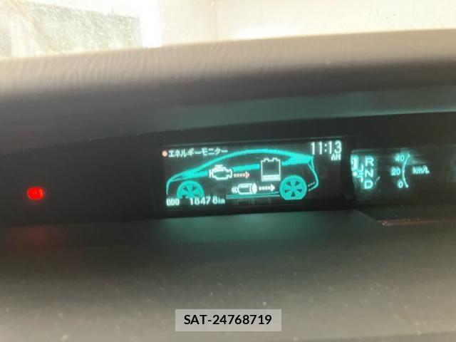 Toyota PRIUS 2010-04 8884209-17