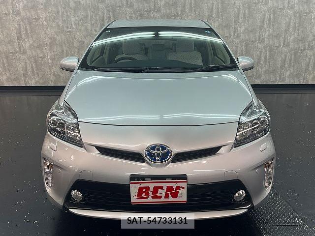 Toyota PRIUS 2013-01 8884198-20