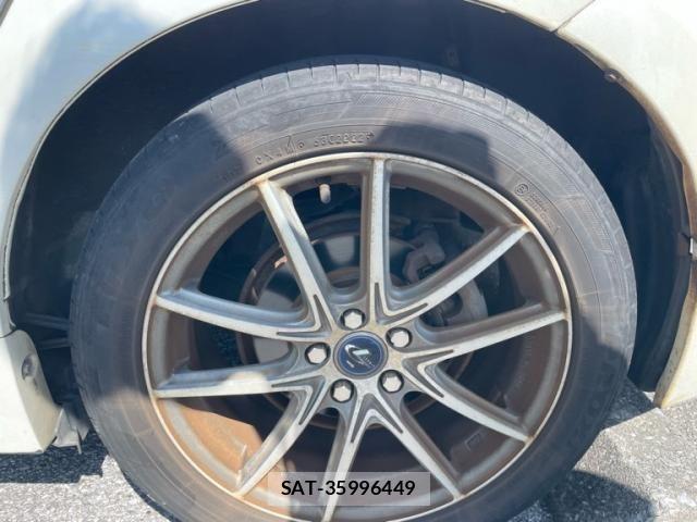 Toyota PRIUS 2010-08 8884215-10