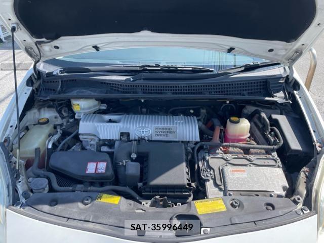 Toyota PRIUS 2010-08 8884215-16