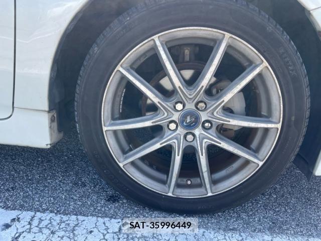 Toyota PRIUS 2010-08 8884215-7