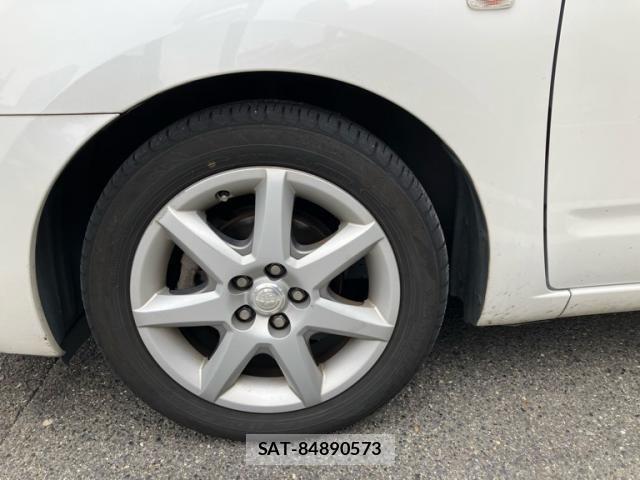 Toyota PRIUS 2006-05 8884211-9