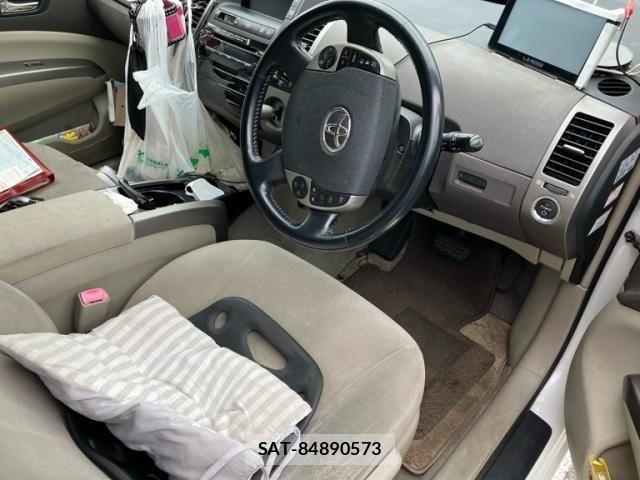 Toyota PRIUS 2006-05 8884211-14