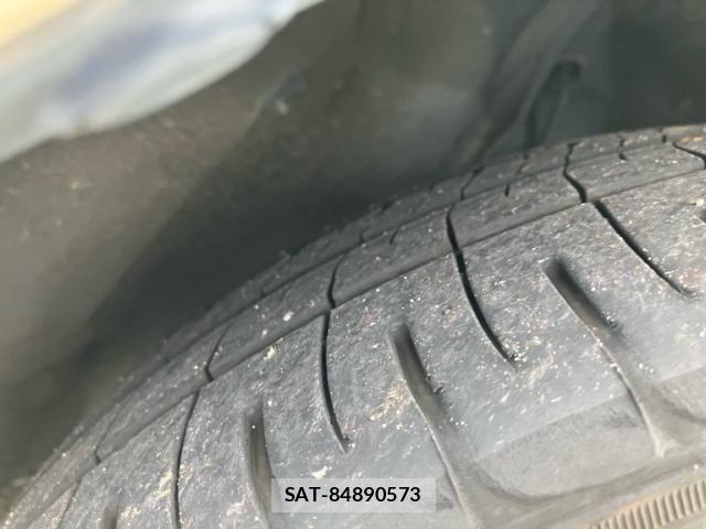 Toyota PRIUS 2006-05 8884211-5