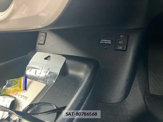 Toyota PRIUS 2016-05 8884200-15