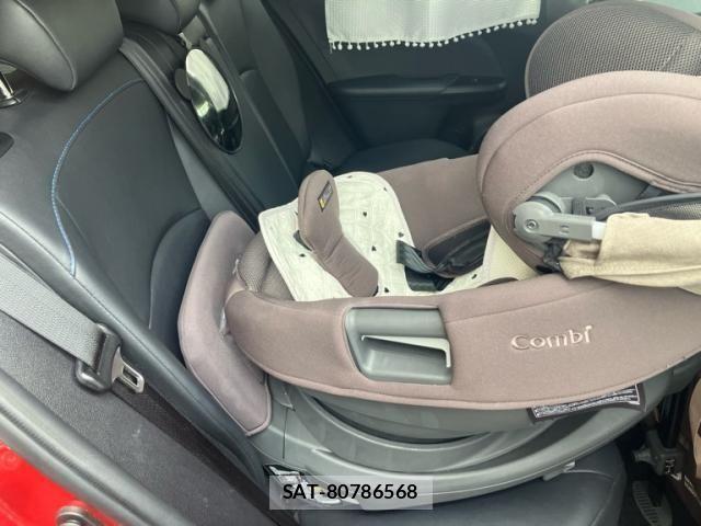 Toyota PRIUS 2016-05 8884200-7