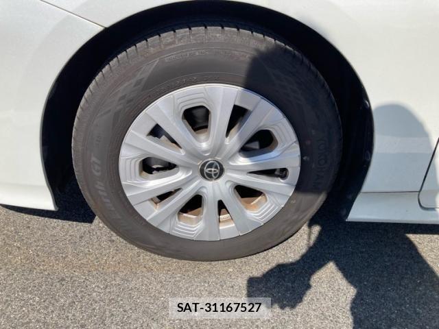 Toyota PRIUS 2020-12 8884190-12