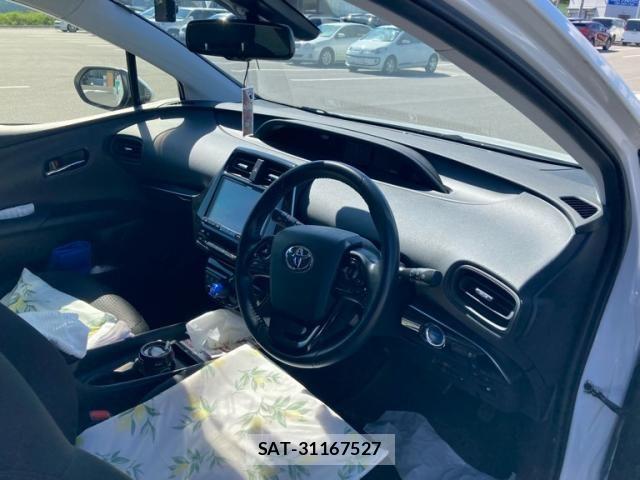 Toyota PRIUS 2020-12 8884190-13