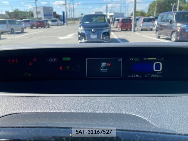 Toyota PRIUS 2020-12 8884190-18