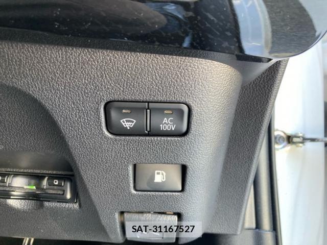Toyota PRIUS 2020-12 8884190-23