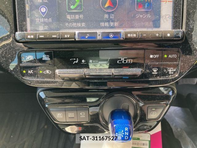 Toyota PRIUS 2020-12 8884190-26