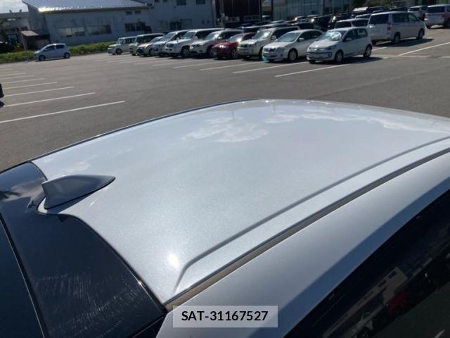 Toyota PRIUS 2020-12 8884190-8