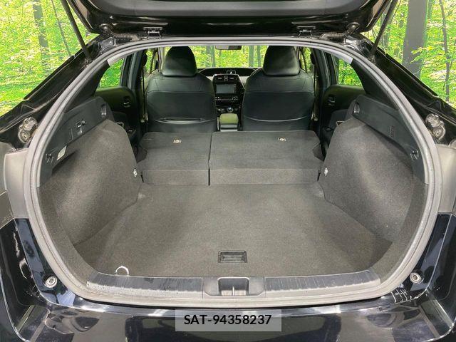 Toyota PRIUS 2020-10 8884188-9