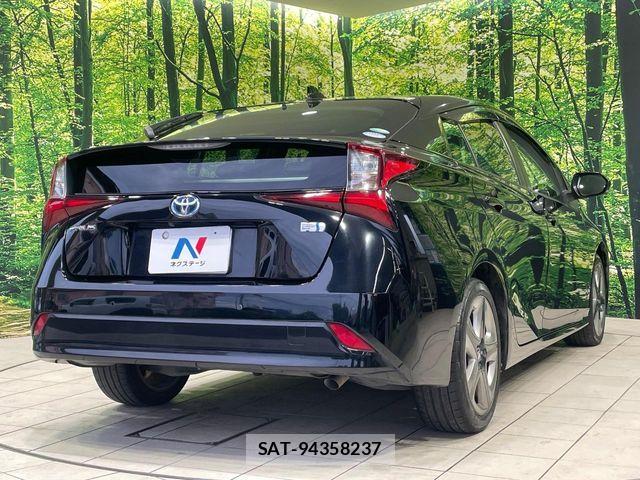 Toyota PRIUS 2020-10 8884188-16
