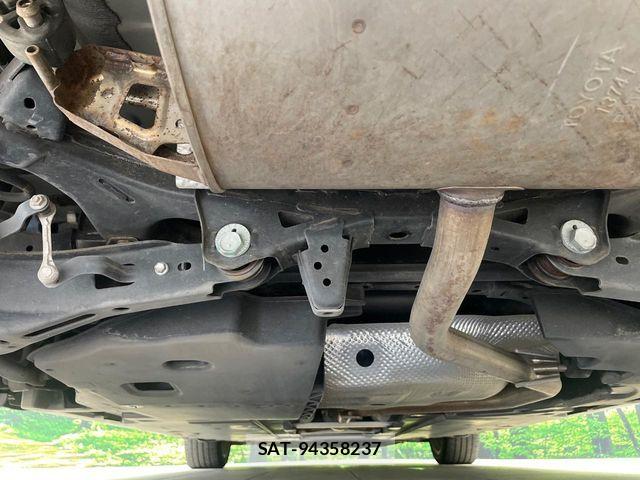 Toyota PRIUS 2020-10 8884188-18