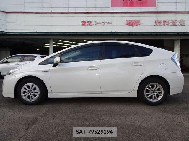 Toyota PRIUS 2011-09 8884212-8