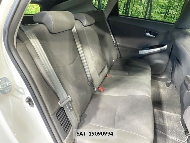 Toyota PRIUS 2011-11 8884203-8