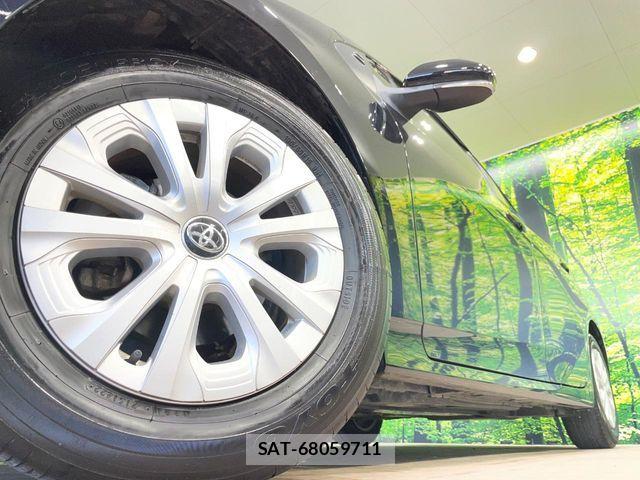 Toyota PRIUS 2022-05 8884187-12