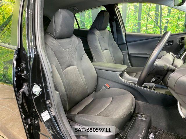 Toyota PRIUS 2022-05 8884187-7