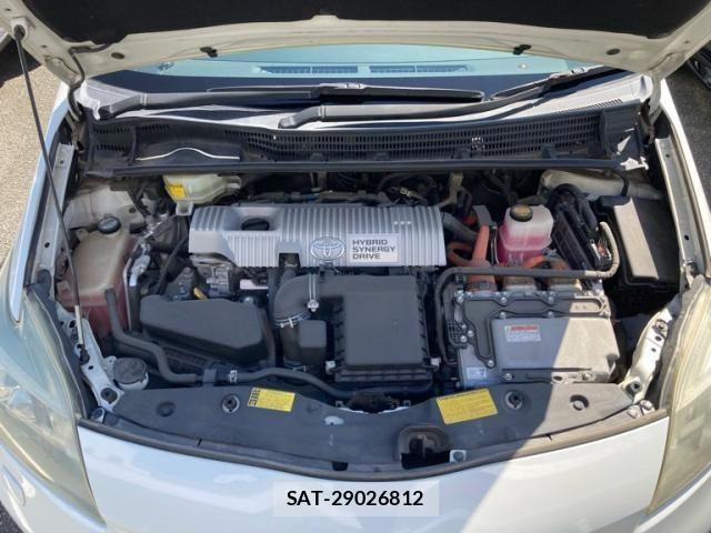 Toyota PRIUS 2012-01 8884207-12