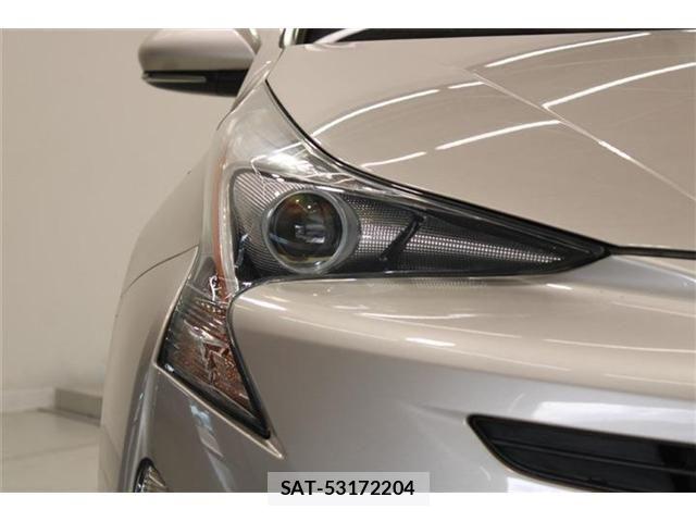 Toyota PRIUS 2016-03 8884197-17