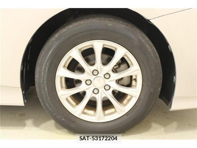 Toyota PRIUS 2016-03 8884197-22