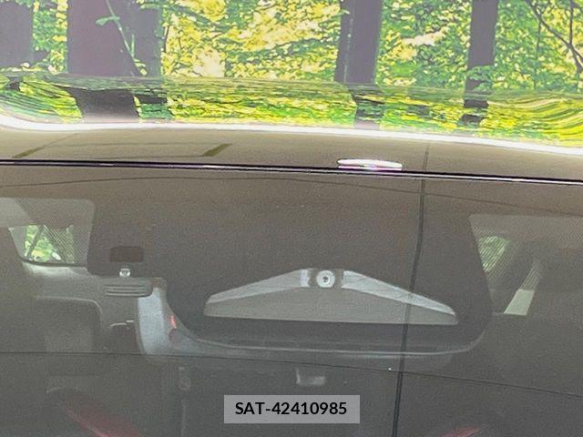 Toyota PRIUS 2025-02 8884183-4