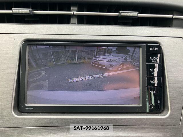 Toyota PRIUS 2015-01 8884202-7