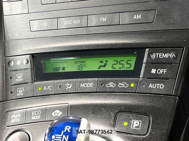 Toyota PRIUS 2010-03 8884205-5