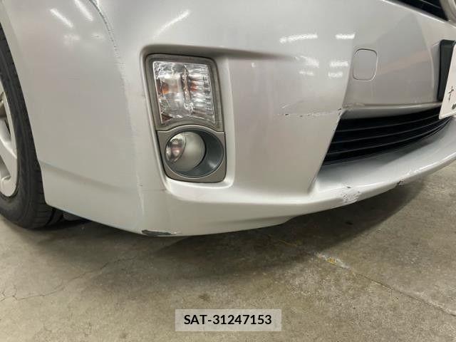 Toyota PRIUS 2011-02 8884204-1