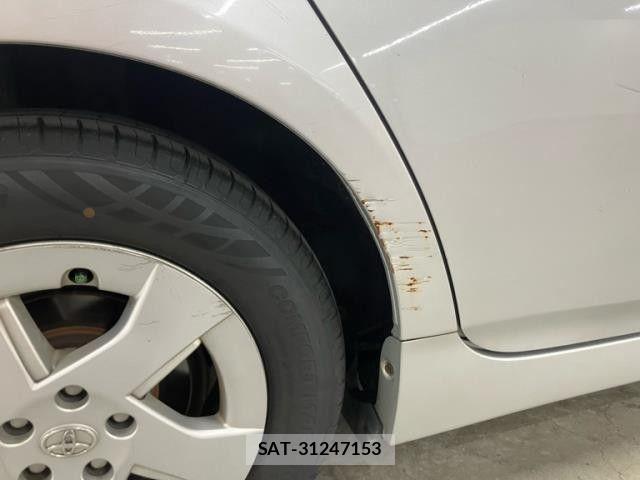 Toyota PRIUS 2011-02 8884204-3