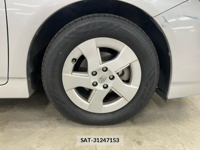 Toyota PRIUS 2011-02 8884204-8