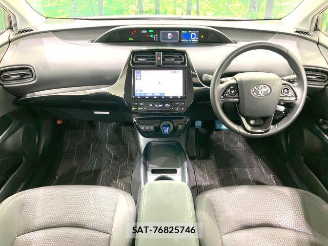 Toyota PRIUS 2019-01 8884192-1