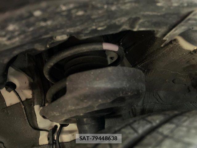 Toyota PRIUS 2023-10 8884184-19