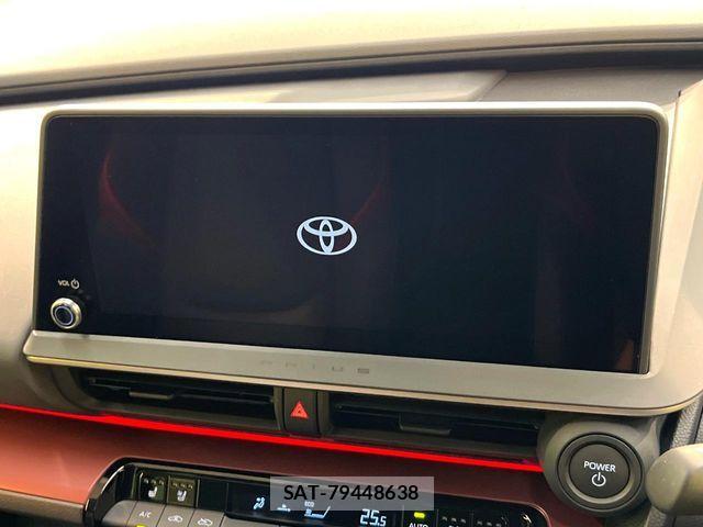 Toyota PRIUS 2023-10 8884184-2