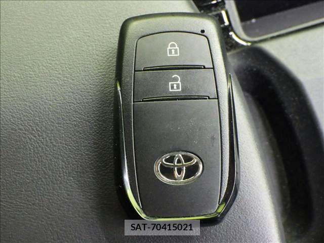 Toyota PRIUS 2023-04 8884186-10