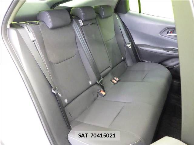 Toyota PRIUS 2023-04 8884186-25