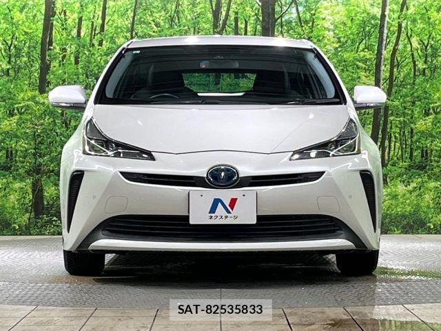 Toyota PRIUS 2019-08 8884191-13