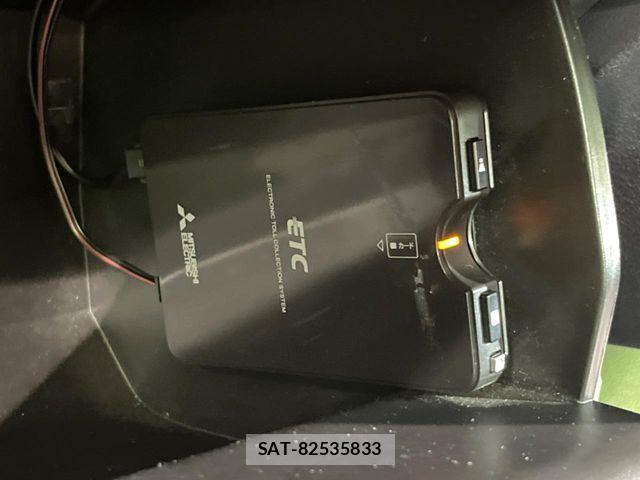 Toyota PRIUS 2019-08 8884191-4