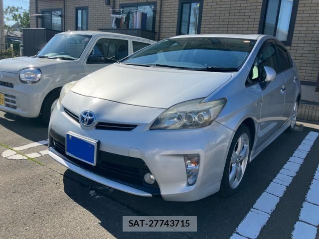 Toyota PRIUS 2012-03 8884213-2