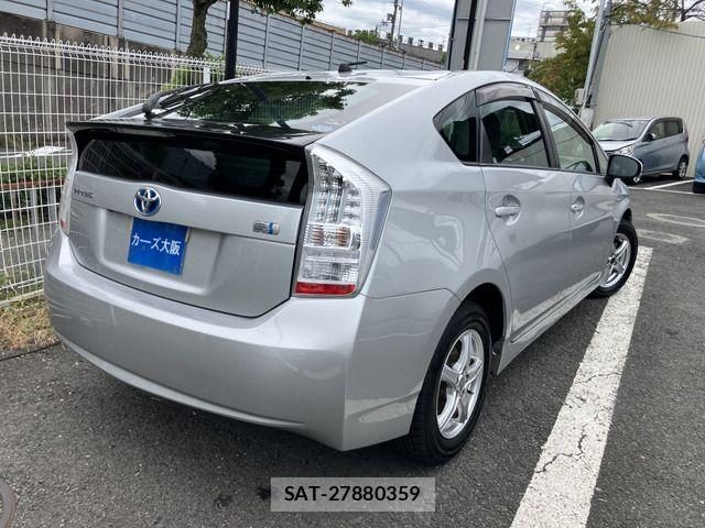 Toyota PRIUS 2009-10 8884208-2