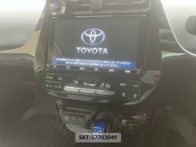 Toyota PRIUS 2019-01 8884193-21