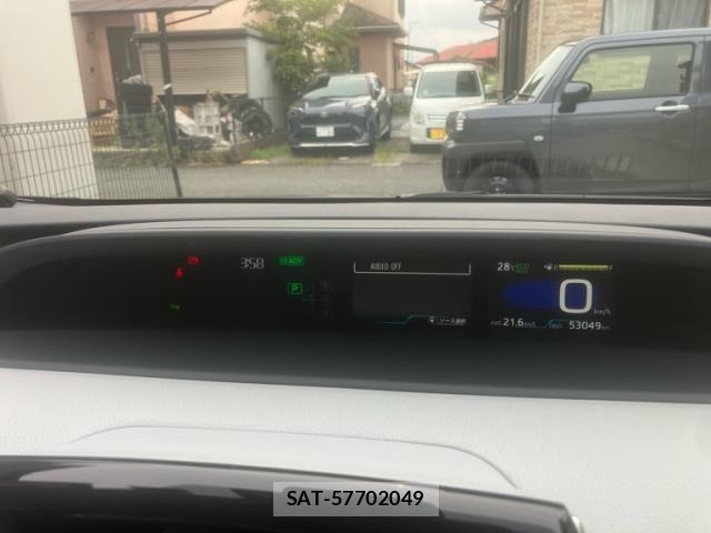 Toyota PRIUS 2019-01 8884193-24
