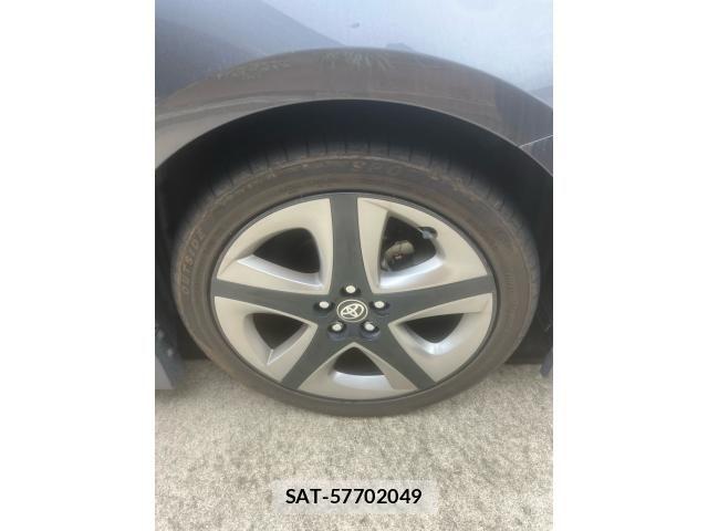 Toyota PRIUS 2019-01 8884193-7