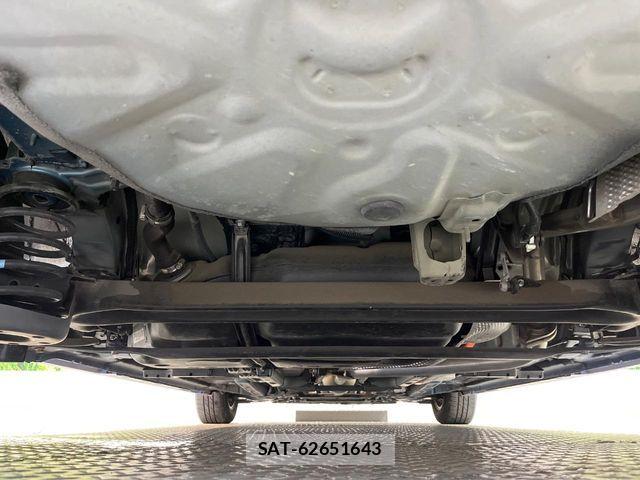 Toyota PRIUS 2014-02 8884199-18