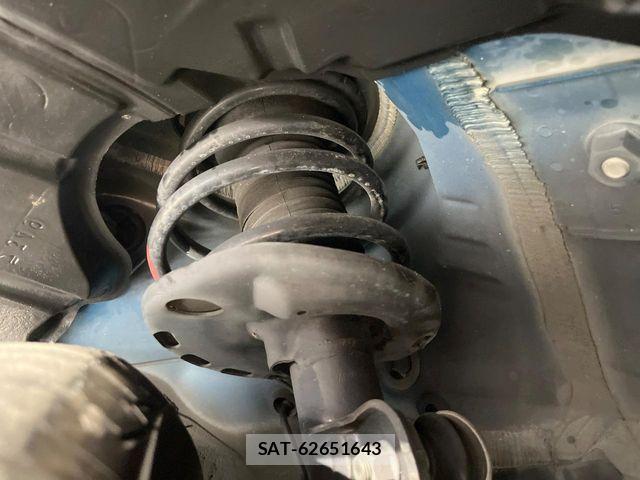 Toyota PRIUS 2014-02 8884199-19