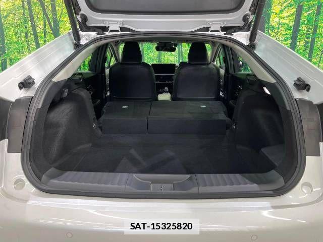 Toyota PRIUS 2023-03 691677-11