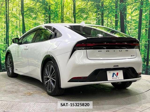 Toyota PRIUS 2023-03 691677-17