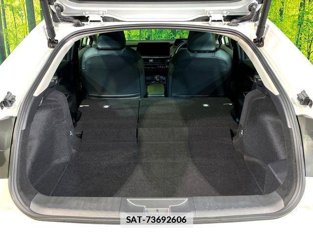 Toyota PRIUS 2025-04 2084768-9